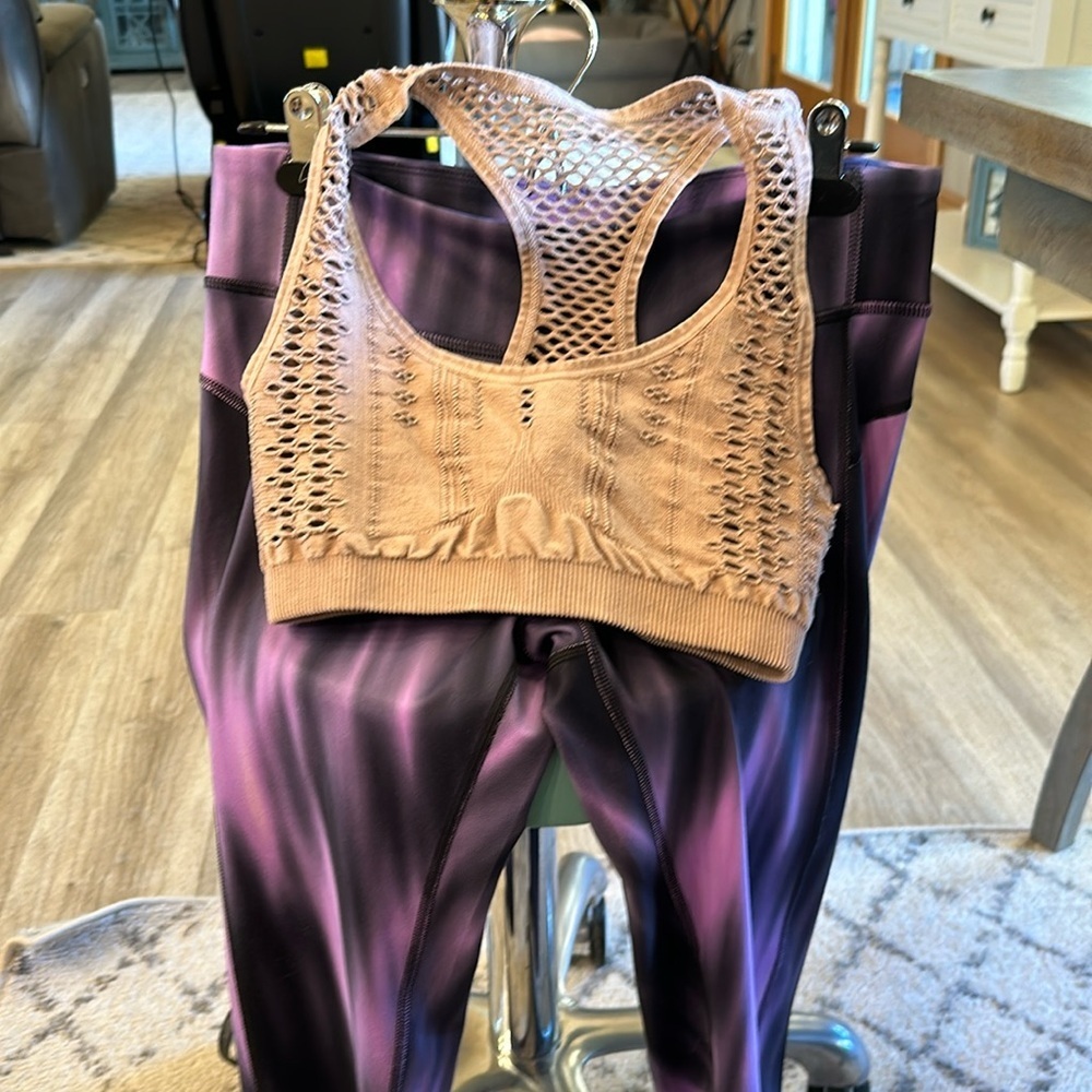 Champion Duo dry purple/black crop leggings w/ pink sports bra large